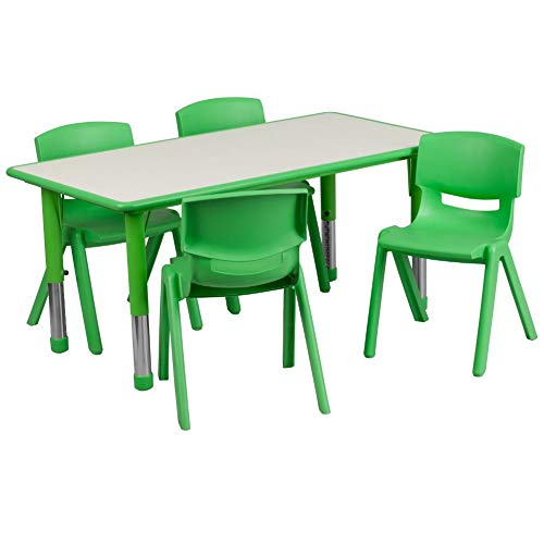Flash Furniture 23.625 '' W x 47.25 '' L مستطيل أخضر بلاستيكي ارتفاع قابل للتعديل طقم طاولة نشاط مع 4 كراسي